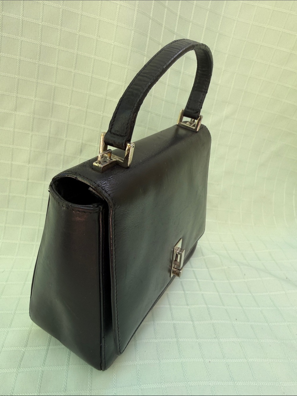 Vintage 90’s black/silver Gucci mini bag with removable shoulder strap - Picture 6 of 17